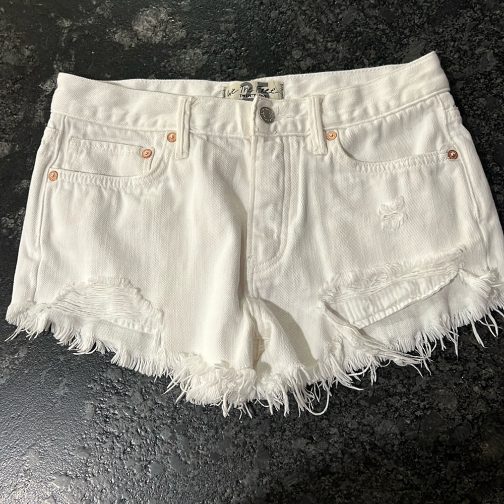 Free People distressed white short